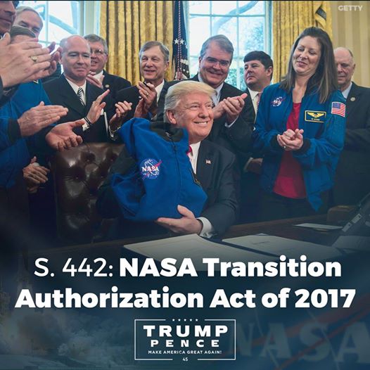 Трамп подписал закон о финансировании миссии NASA на Марс