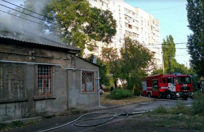 В Николаеве произошел взрыв в жилом доме — владельца госпитализировали в крайне тяжелом состоянии