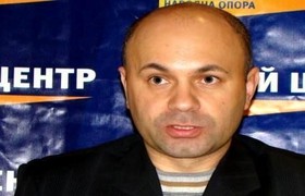 Александр Бондарь