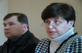 Николаевские ПСПУшники - депутат горсовета Дмитрий Никонов и депутат облсовета Лариса Шеслер