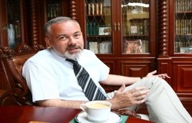 Дмитрий Табачник