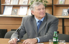 Л. Клименко
