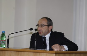 Геннадий Кернес