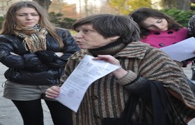 Антонина Галкина на акции протеста против ввоза калушского яда в Николаев