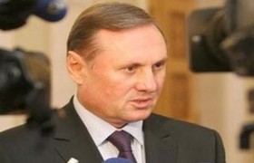 Александр Ефремов