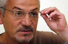 Савик Шустер