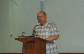 В.Шляпников