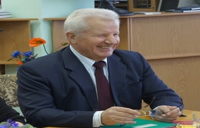 Александр Мороз