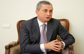 Борис Колесников
