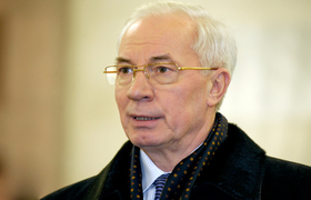Николай Азаров
