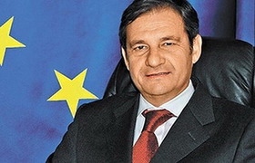 Жозе Мануэль Пинту ТЕЙШЕЙРА