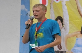 Олег Деренюга