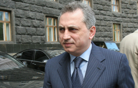 Борис Колесников