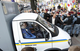 Автозак с Тимошенко