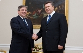 Виктор Янукович с Брониславом Коморовским