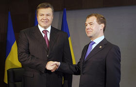 Виктор Янукович и президент России Дмитрий Медведев