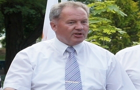 Мэр Владимир Чайка