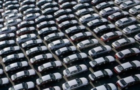 После отмены пошлин европейские автомобили должны заметно подешеветь.