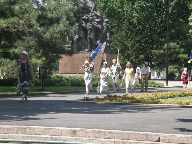 "Руховцы" готовятся к пикету