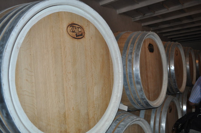 Бочки с коньячным спиртом