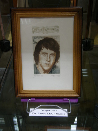 Некоторые работы выполнены настолько мастерски, что их невозможно отличить от фотографий