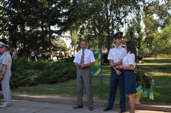 Главный таможенник области со своими подчиненными