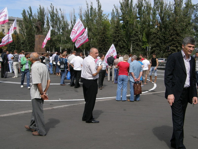 Перед началом акции: Мудрак, Жолобецкий