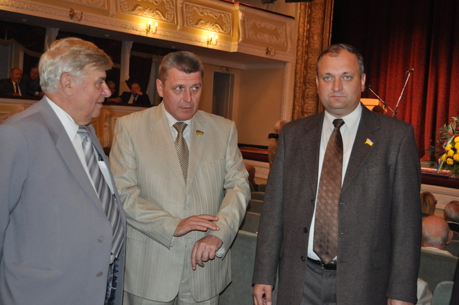 Нардеп-коммунист В. Матвеев, зам Демченко В. Пащенко и зам Круглова И. Катвалюк