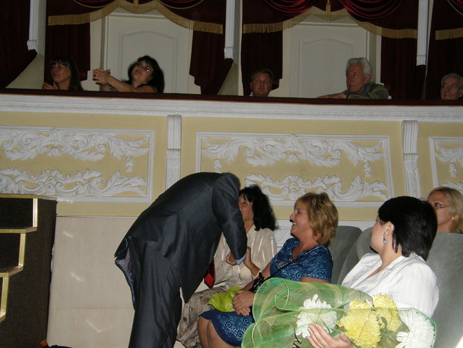 А мэр то у нас любвеобильный