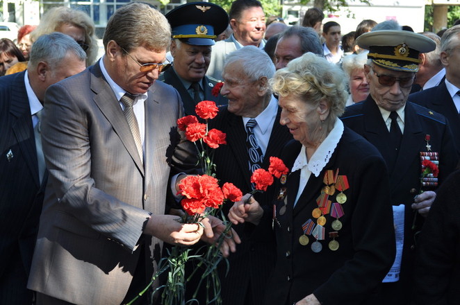Николай Круглов делится цветами