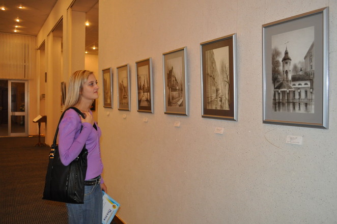 Графика Л. Санамян