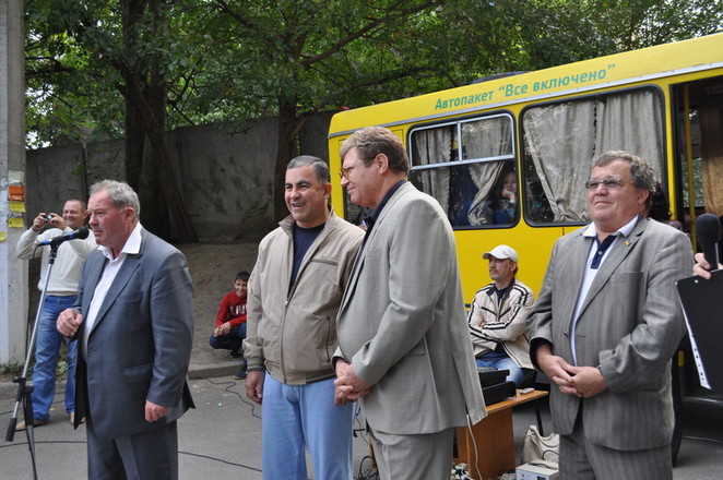 В.Чайка, Ю.Гранатуров и Н.Круглов