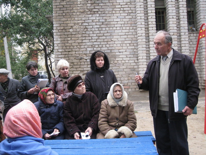 кандидат в депутаты горсовета Емельян Мельник