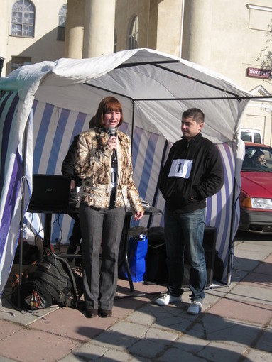 Дарья Лазарева и студент НУК