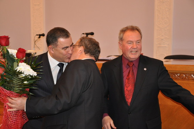 "Прощание" с Ю. Гранатуровым