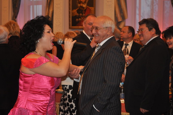 "Приставания" к депутату