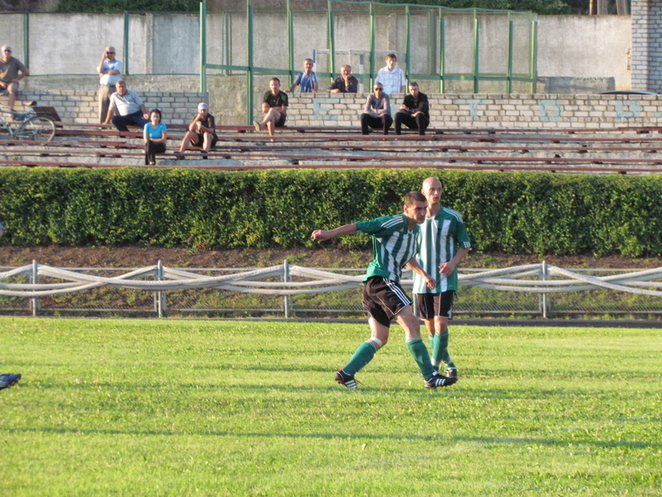 Только что Роман Тормозов пробил по воротам и забил победный гол