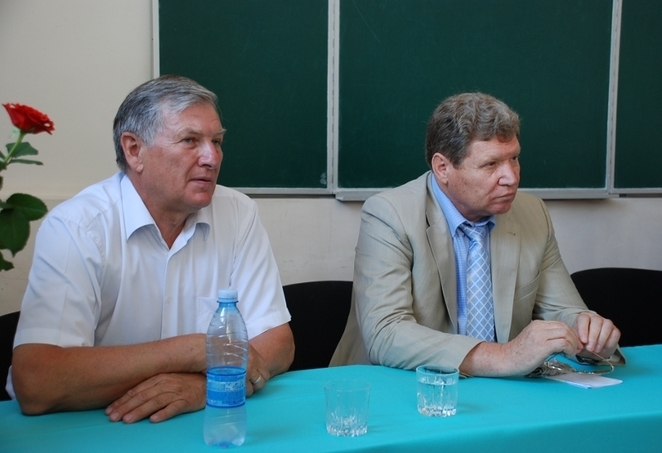 ректор ЧГУ Леонид Клименко и Николай Круглов