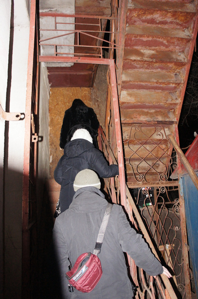 "Волшебная" лестница в клуб