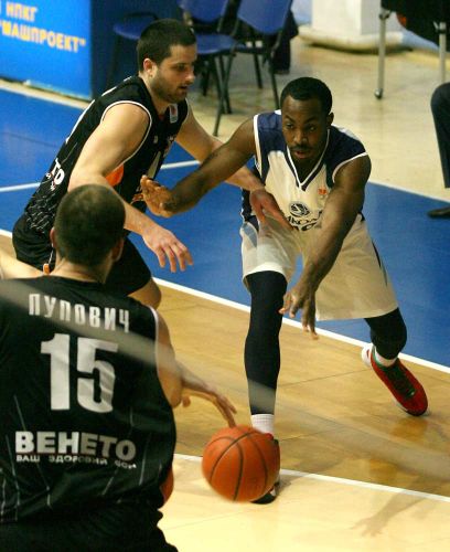 f4c134444b96f9bdba2a6fd655569fa8