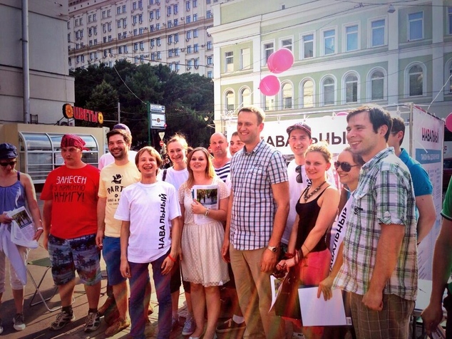  Первая акция волонтерского штаба Алексея Навального