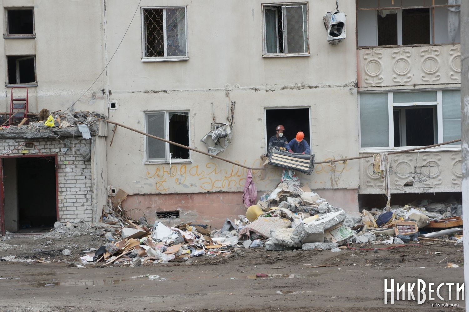 ГСЧС: Разрушение дома в Николаеве вызвано слабостью конструкций