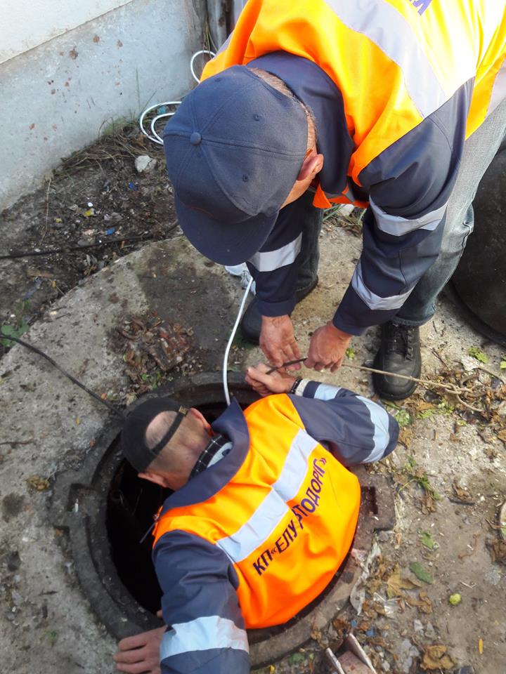 На дренажном коллекторе в Широкой Балке провели технические работы ...