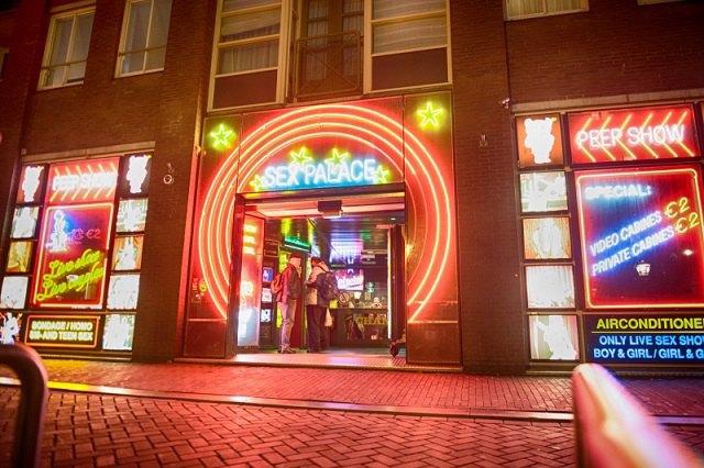 Секс вечеринки в амстердаме. Смотреть секс вечеринки в амстердаме онлайн