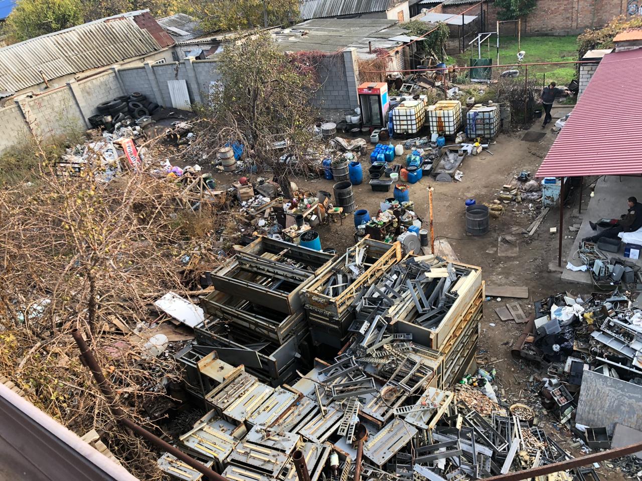 Самоубийство и экоцид», — в Корабельном районе «ударными темпами»  занимаются очисткой тяжелых металлов от примесей