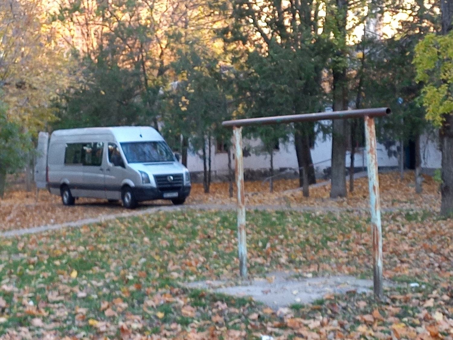 В заброшенном здании бывшего ЖЭКа в Николаеве найден труп бездомного