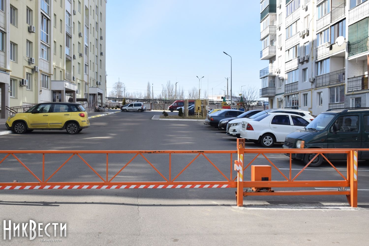 Решение было принято со слов заявителя»: жители Северного считают  неправомерным демонтаж шлагбаума в их дворе