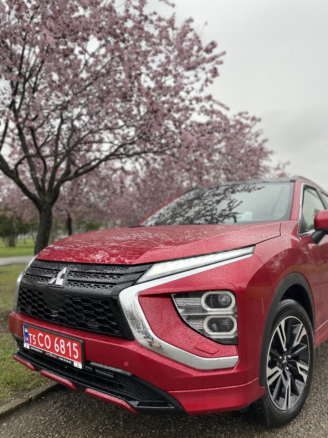 Представлен новый Mitsubishi Eclipse Cross: теперь доступен в трех  комплектациях