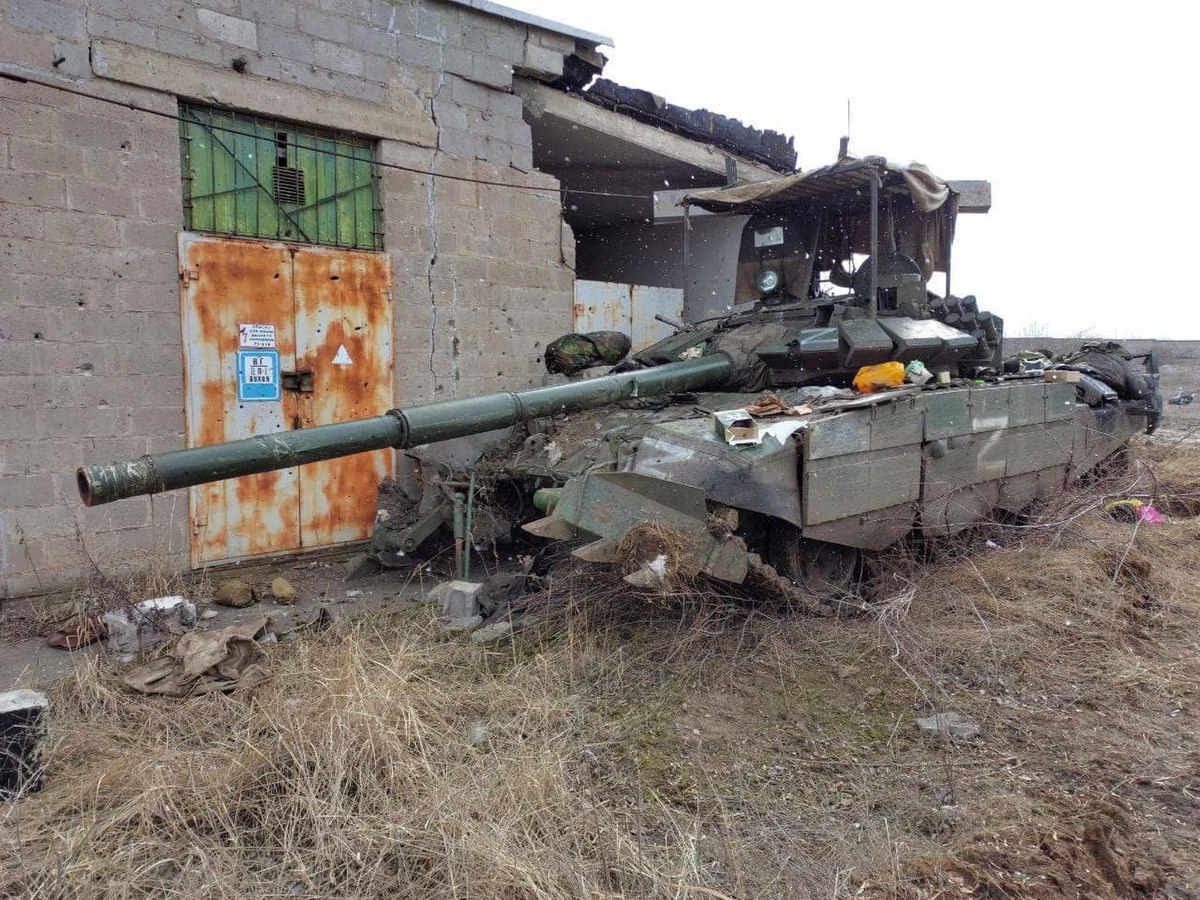 Т-72б3 в Мариуполе