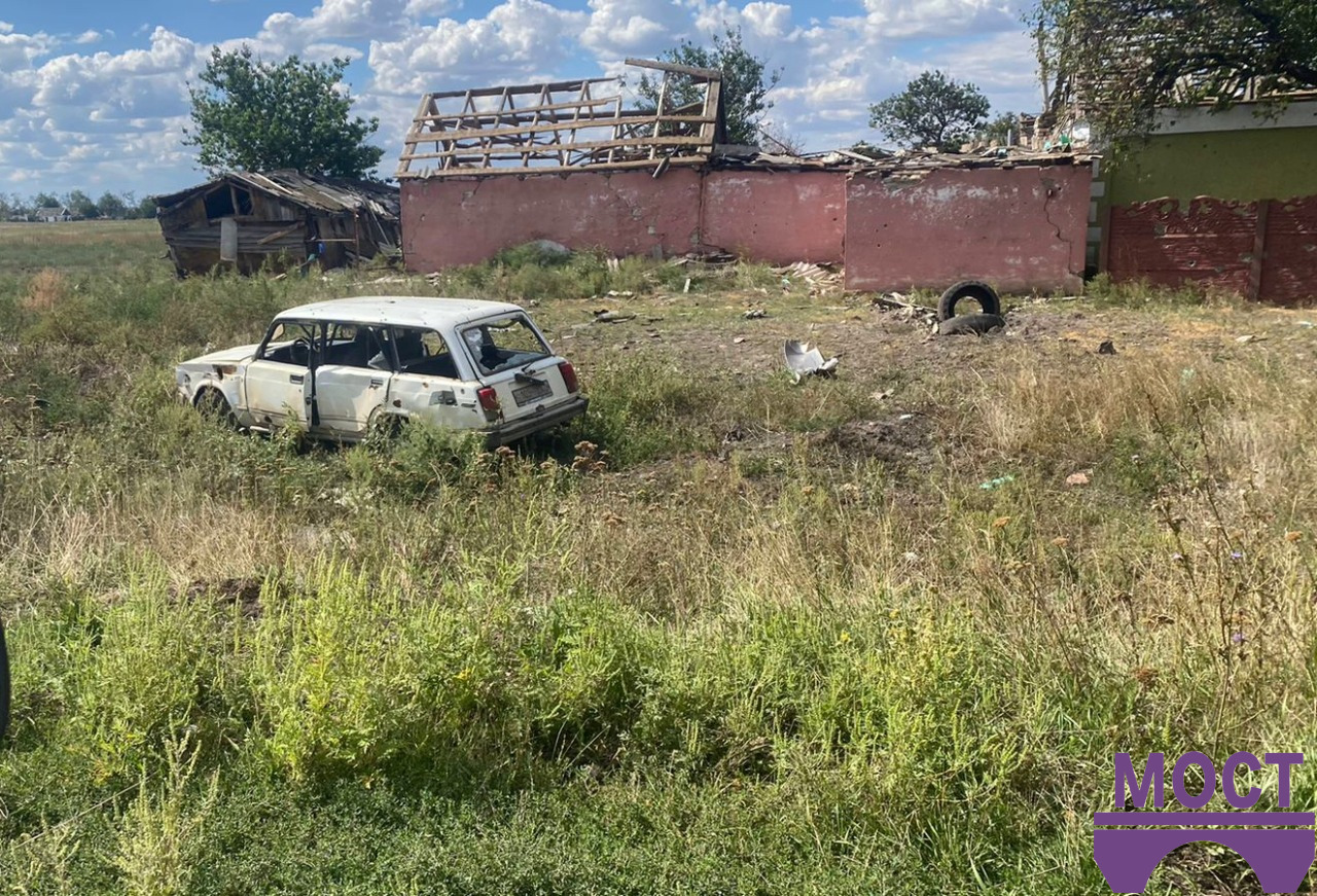 Изуродованные здания и разбитые автомобили: как выглядит освобожденное  Высокополье